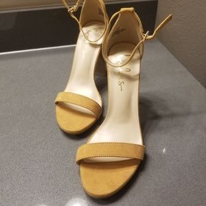Lulu’s Heels size 7